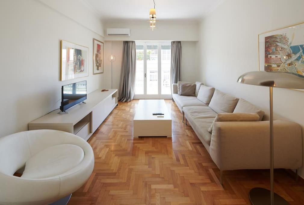 Apartment In The Heart Of The City Athens Exterior photo